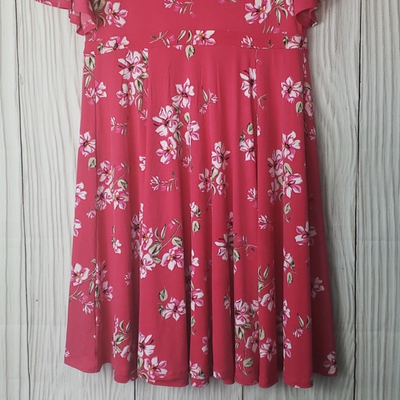 Torrid Raspberry floral faux wrap dress - Picture 8 of 8